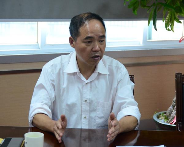 "区队班组建设水平;二是要以班组建设为抓手,提升煤矿安全管理水平;三