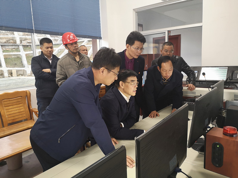 2019.12.10集团副总经理吴维加到箭竹坪煤矿调研IMG_20191210_171823_副本.jpg